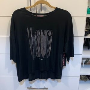 Betsy Johnson NWT oversized Love Tshirt